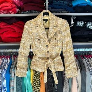 Bebe yellow tweed raw edged tie waist 3 button closure 2 pocket blazer size 4